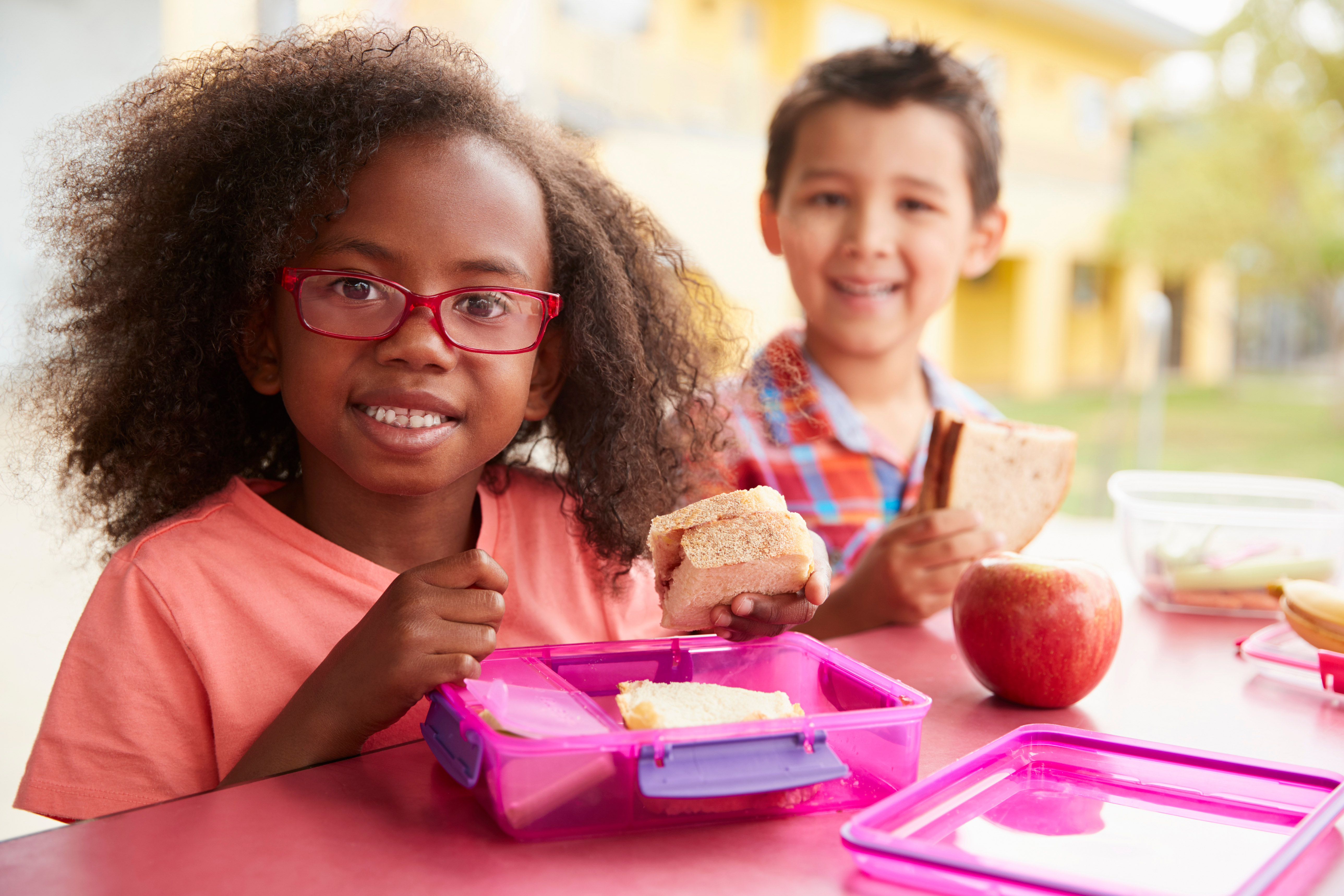 Children eating lunch