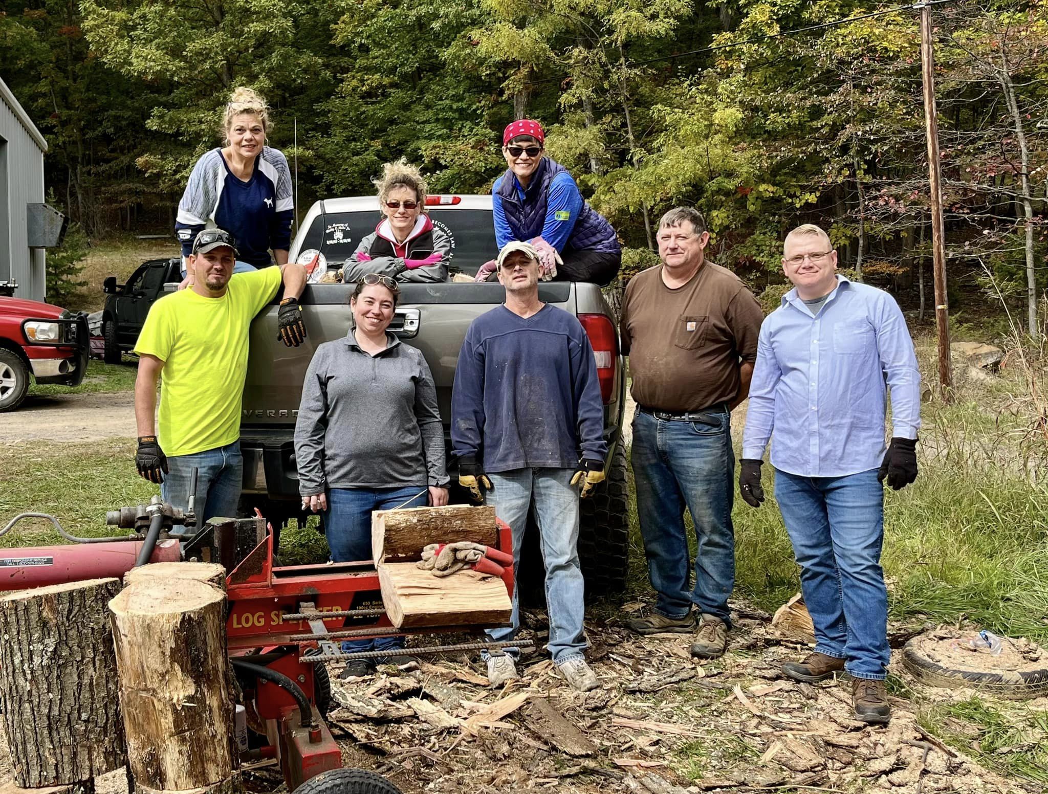 Wood Cutting Party Jan Snapshots