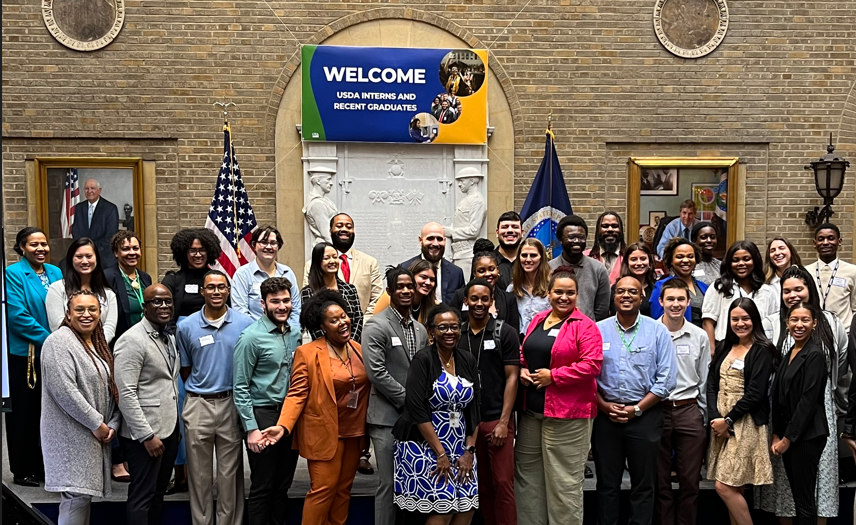 July-2023-Snapshots-USDA-Interns-and-Recent-Graduates-Welcome-Event
