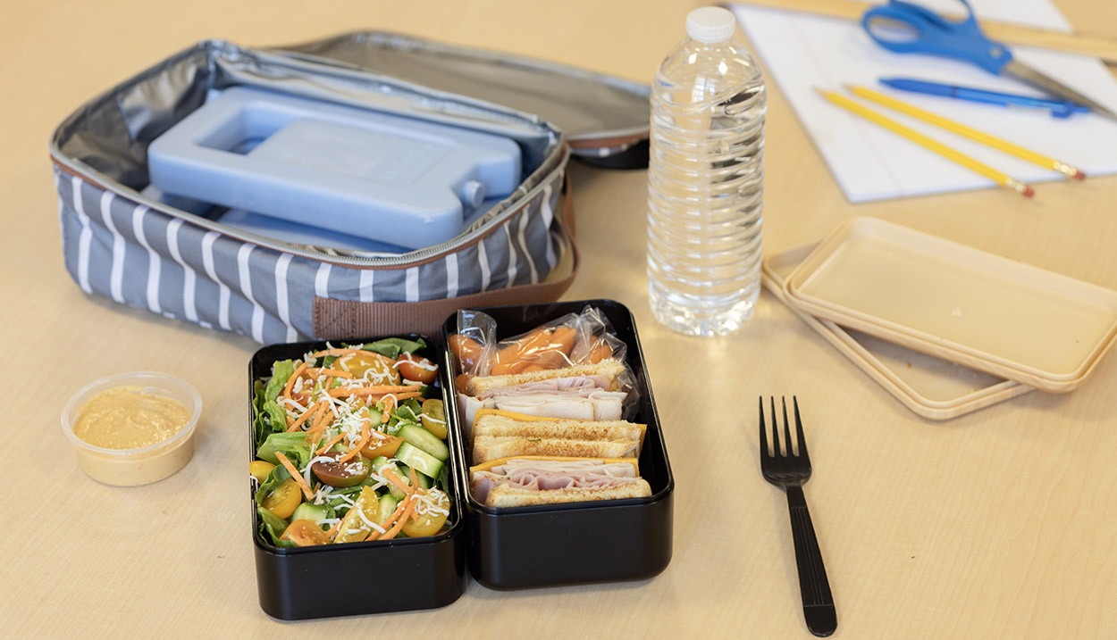 A safely packed school lunch