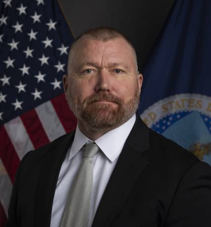 Eric_Lippold_official_portrait